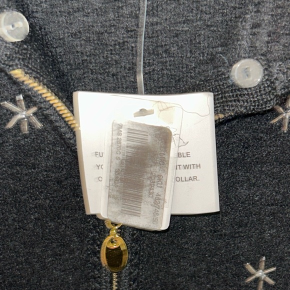 - Lisa International Women’s Christmas Sweater Size Small New With Tags - Picture 4 of 4